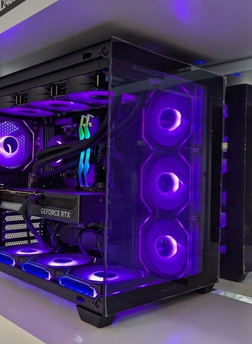 Ryzen 9800X3D/32GB DDR5/SSD de 2TB/RTX 5080 16GB
E
eliasbernhagen