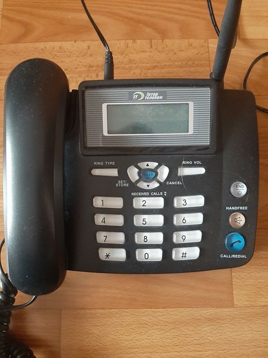 Продаю  телефон бездротовий стаціонарний.