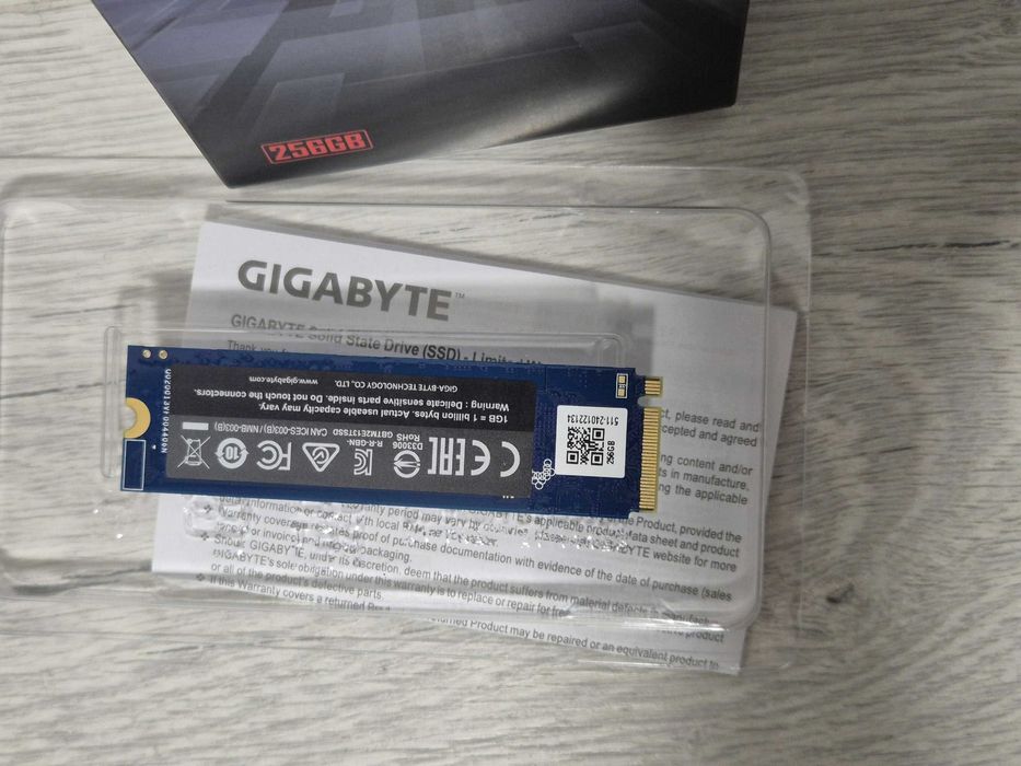 новий M.2 SSD диск 256GB Gigabyte PCI-e 3.0 x4