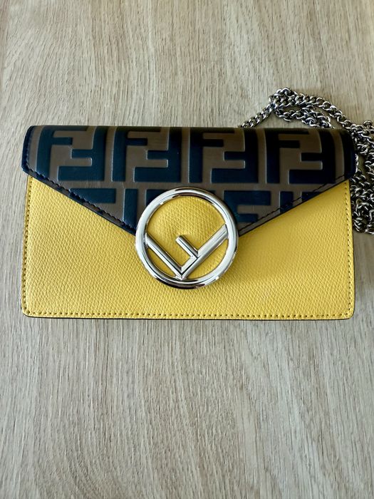 Продам сумку Fendi (оригінал)