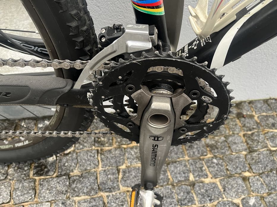 Bicicleta BTT Specialized