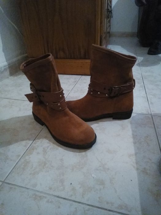 Botas novas tamanho 37