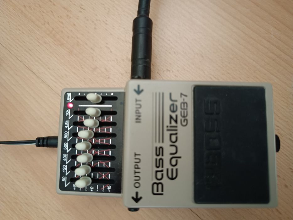 Boss GEB-7 - Equalizer do gitary basowej