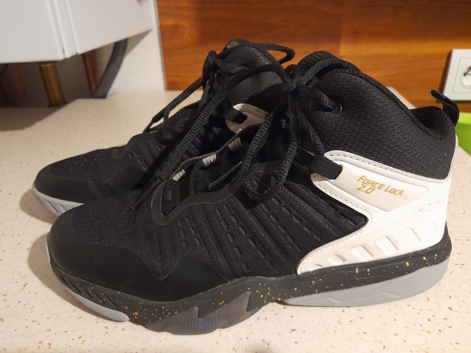 Buty sportowe do kosza Tarmak koszykówka r. 38