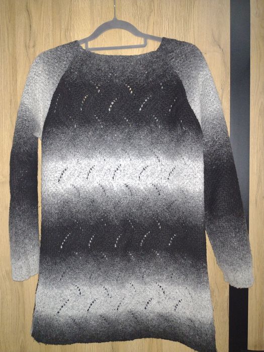 Sweter ażurowy cieniowany rozmiar 40