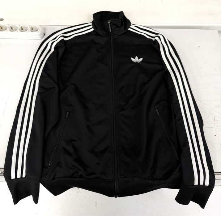 Олимпийка адидас мастерка adidas поставка вещей бомбер адик реп мерч кожанка найк зип nike tn acg бейп ветровка хип хоп динамо футбол шорты лонсдейл