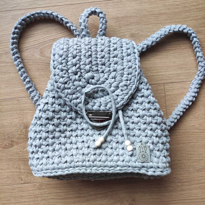 Plecak robiony na szydełku