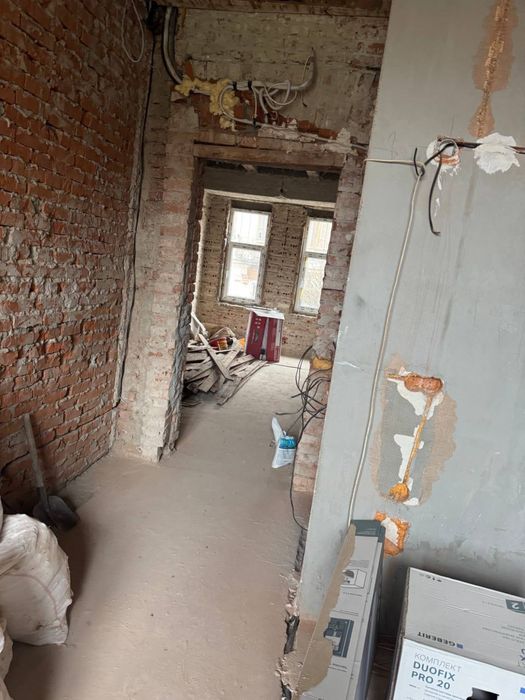 Продам смарт квартиру в центрі Ужгорода вул.Волошина