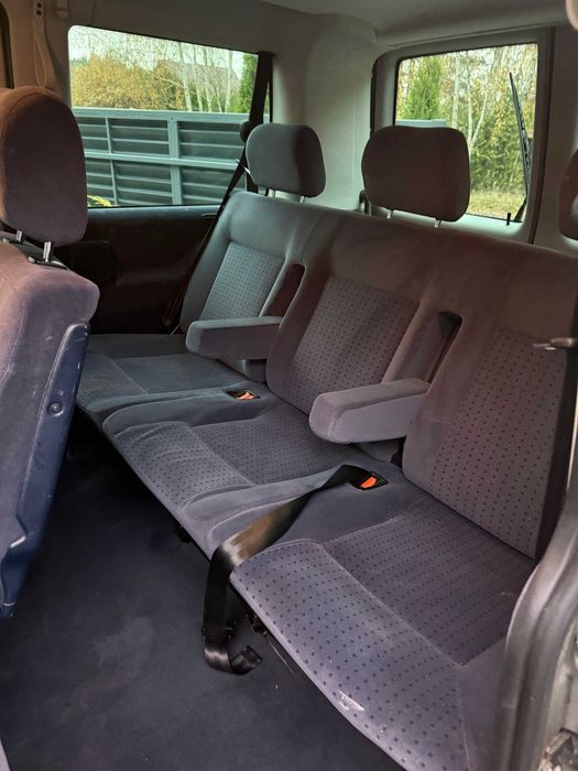 VW T4 CARAVELLE 2.5 TDI 130KM -8 osób, klima, 2x drzwi przesuwne