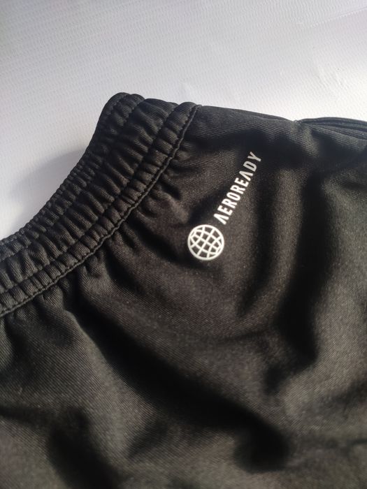 Calções Adidas AeroReady L