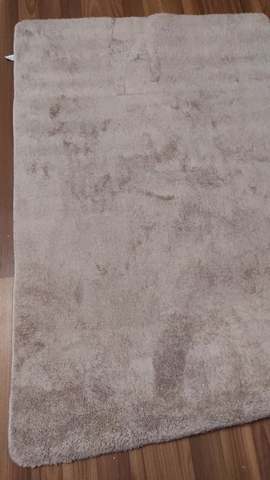 Килим беж 80 х 120 см новий , коврик