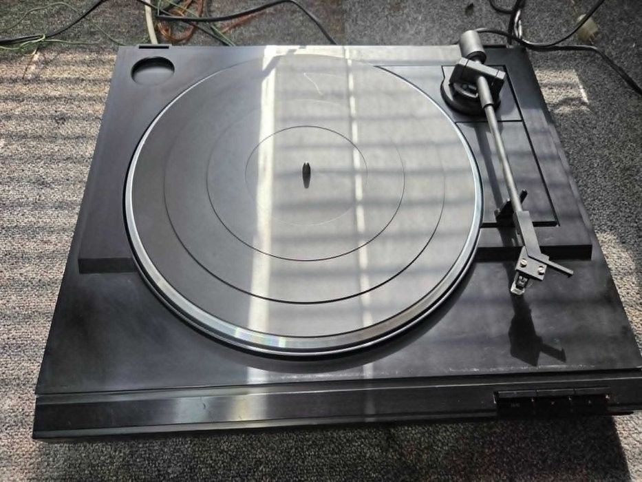 Gramofon telefunken HS660