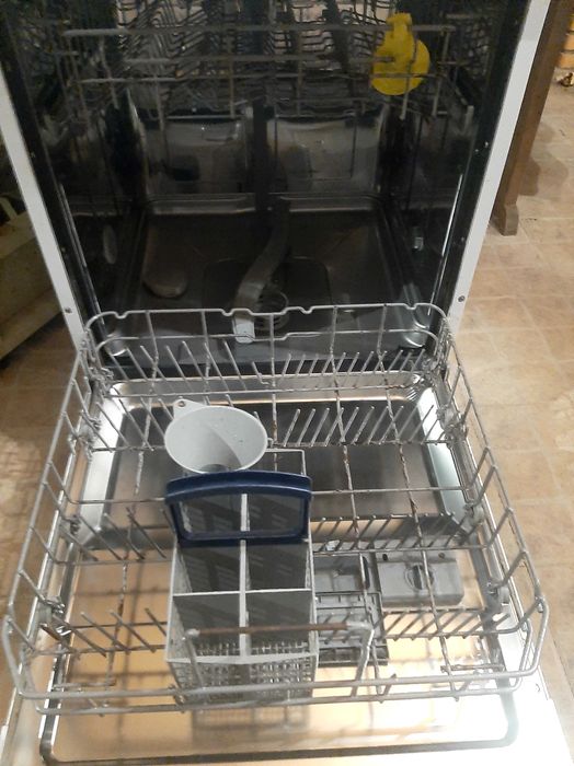 Maquina lavar loiça Hisense