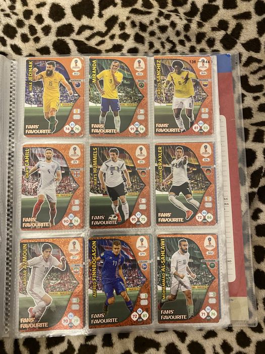 Karty piłkarskie - Mundial 2018 z 8 kartami limitowanymi