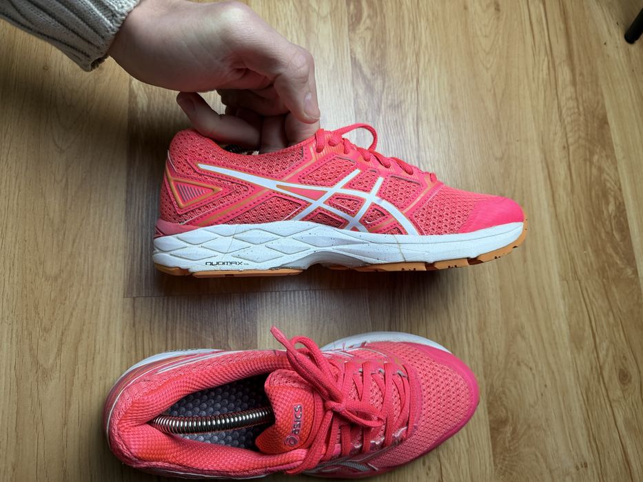 buty asics do biegania