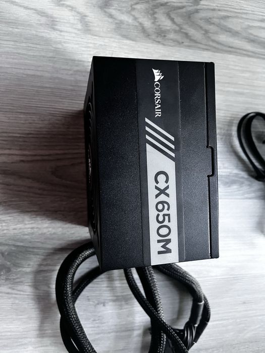 zasilacz Corsair CX650M