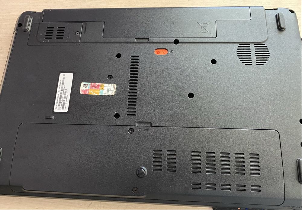Ноутбук  Acer Travelmate P253