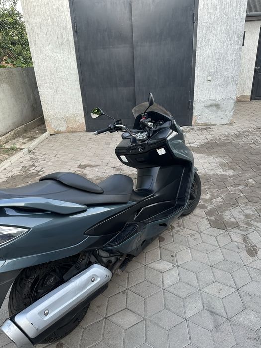 Скутер Suzuki SkyWave