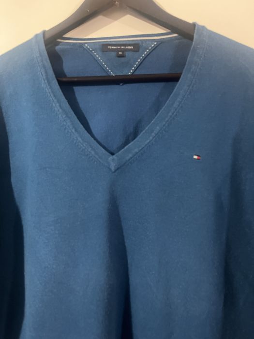 Bluzka sweterkowa z dekoltem w serek, Tommy Hilfiger