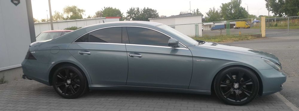 Mercedes cls w219 na części igła dużo nowych części gwarancja  C747