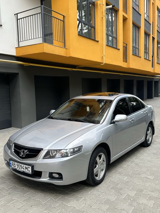 Продам автомобіль Honda Accord 7