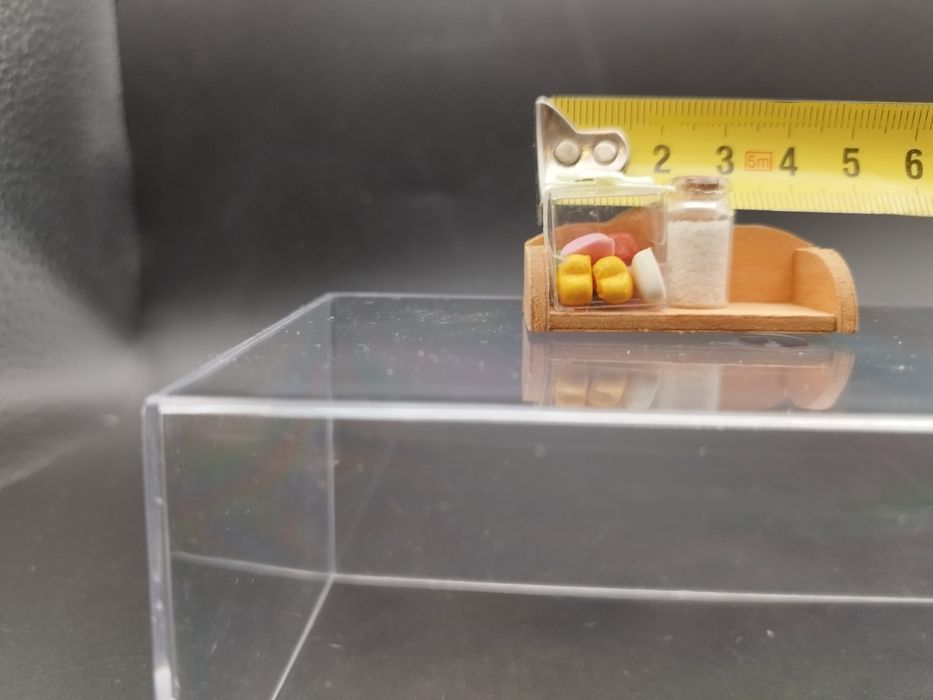 1:12 mini mebelki półka z dodatkami