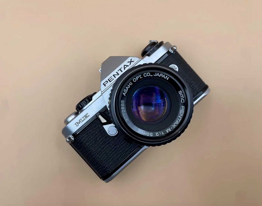 Pentax ME + SMC Pentax 50mm f/2 - (testada e limpa)