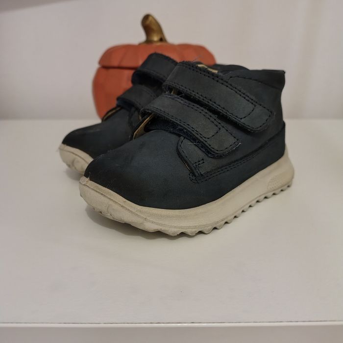 Buty dziecięce Naturino ręcznie szyte