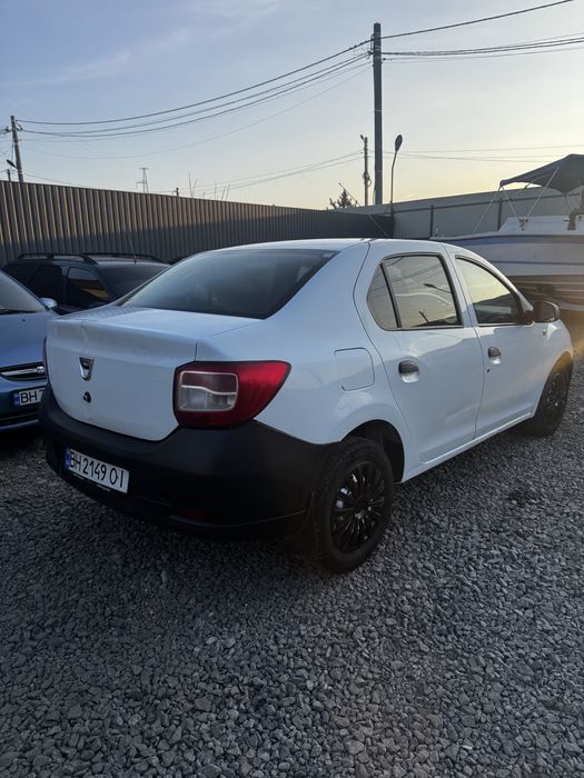 Продам Dacia Logan 2016 год 1.2л Газ-бензин