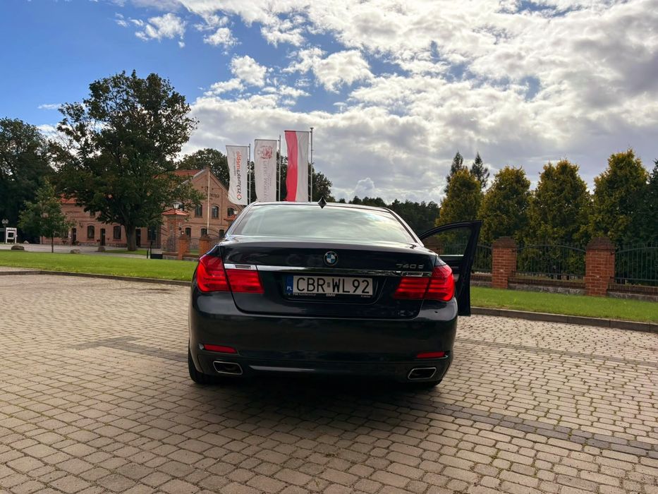 BMW 740 3.0D 303KM | PREMIUM | Bogate Wyposażenie | Bez Wkładu