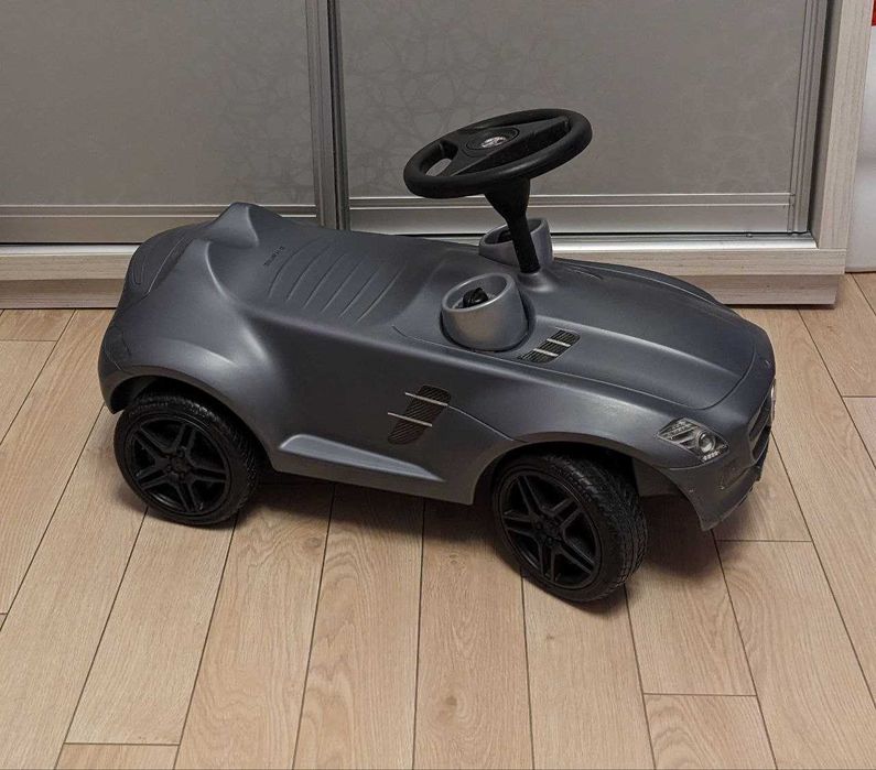 Фирменная детская машинка-каталка (толокар) BIG Mercedes-Benz SLS