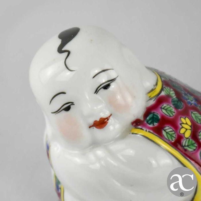 Almofada em porcelana da China, Figura de criança, período República