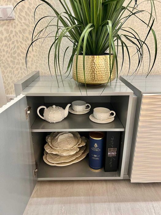 Aparador de Madeira lacado a branco