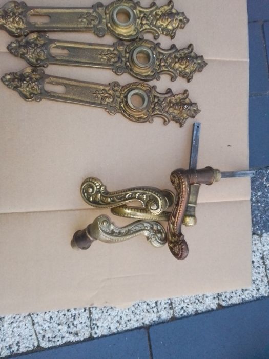 Piaskowanie – kabinowe i zewnętrzne | części, metal, aluminium