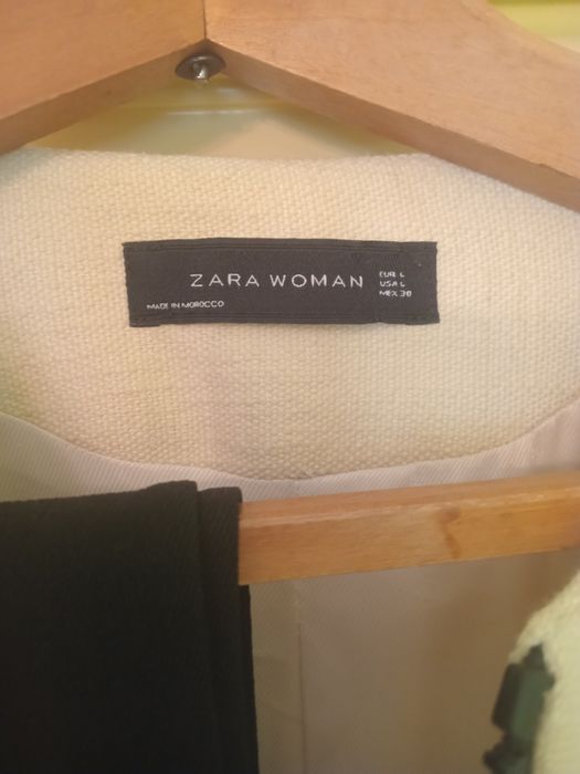 Платье марки " ZARA"