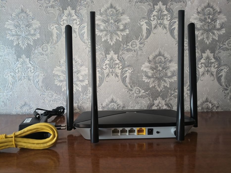Mercusys AC12G Gigabit router
