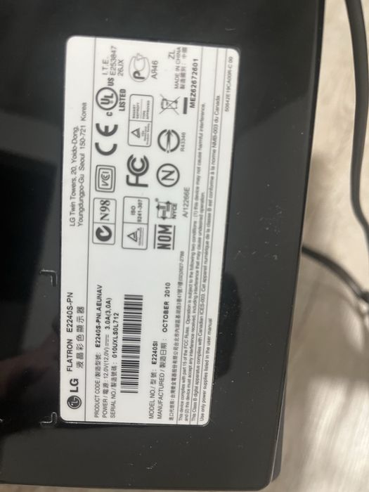 Монитор LG e2240s-pn 22 диагональ