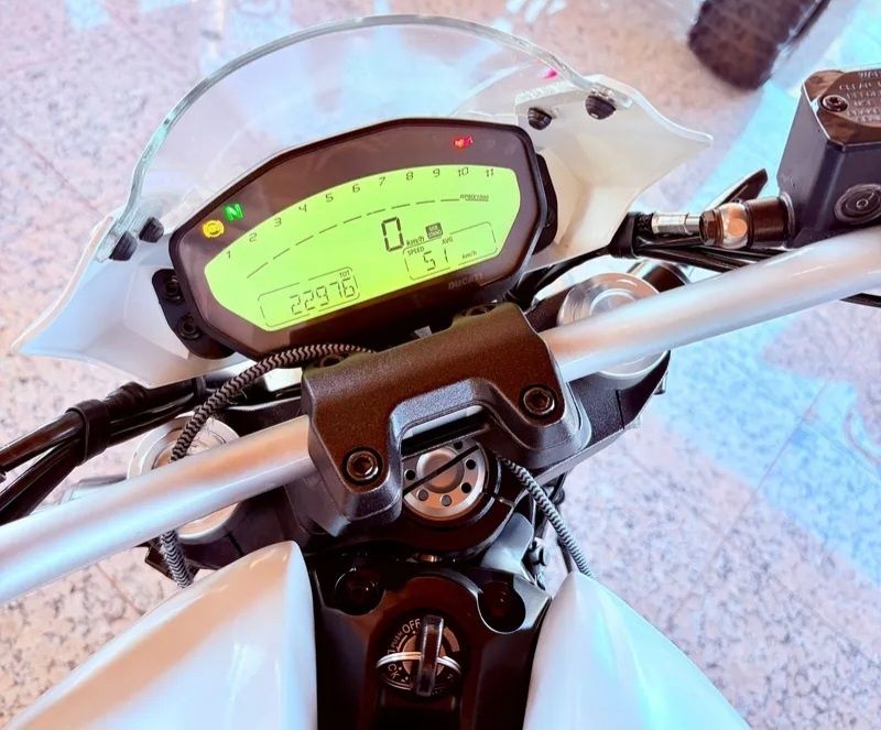 Ducati Monster 797 Plus