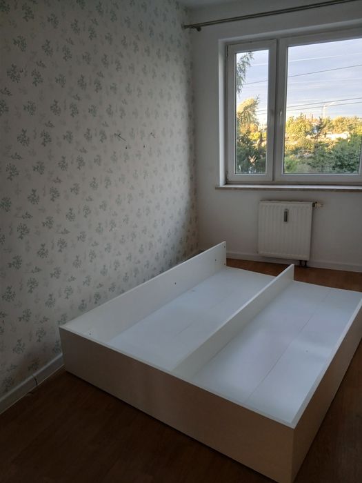 Łóżko simple vox meble 140x200 z materacem lateksowym