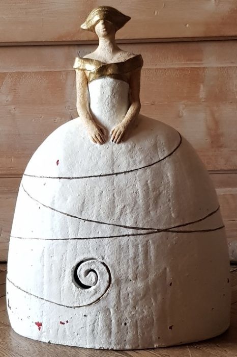 Rzeźba. Kobieta.