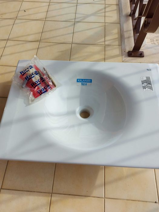 Vendo Lavatório de bancada novo