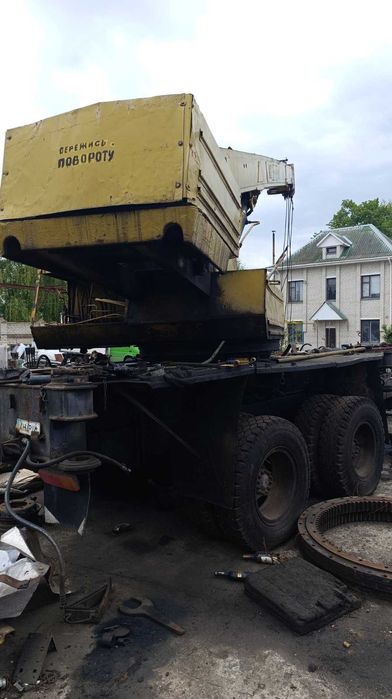 Продаж Крана Зіл по запчастинах