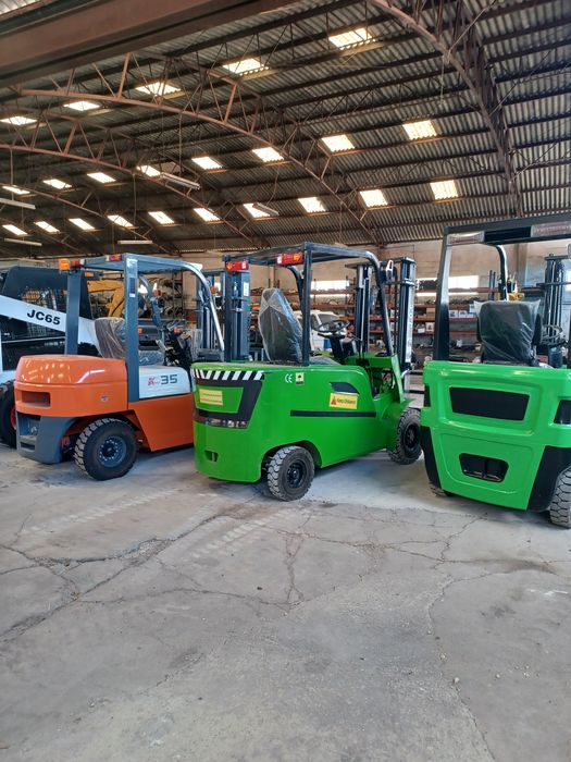 Máquinas e impinhadors novas e usadas