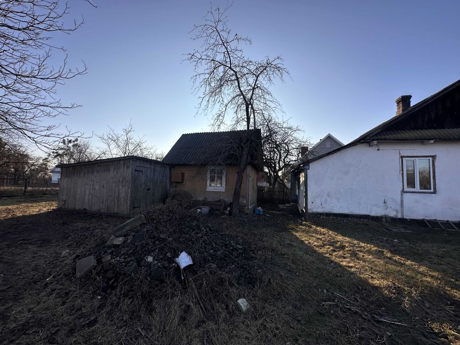 Продаж будинку в с.Деражне