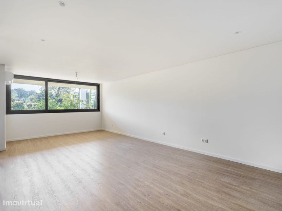 Apartamento T3 Novo em Tenões