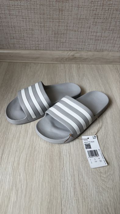 Шльпанці, пантолети Adidas Adilette Aqua 37 розмір