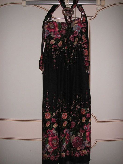 Vestido Verão com Aplicação e Alças e Vestido Castanho