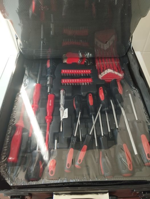 Mala ferramentas profissional Kraft Müller 326 pcs