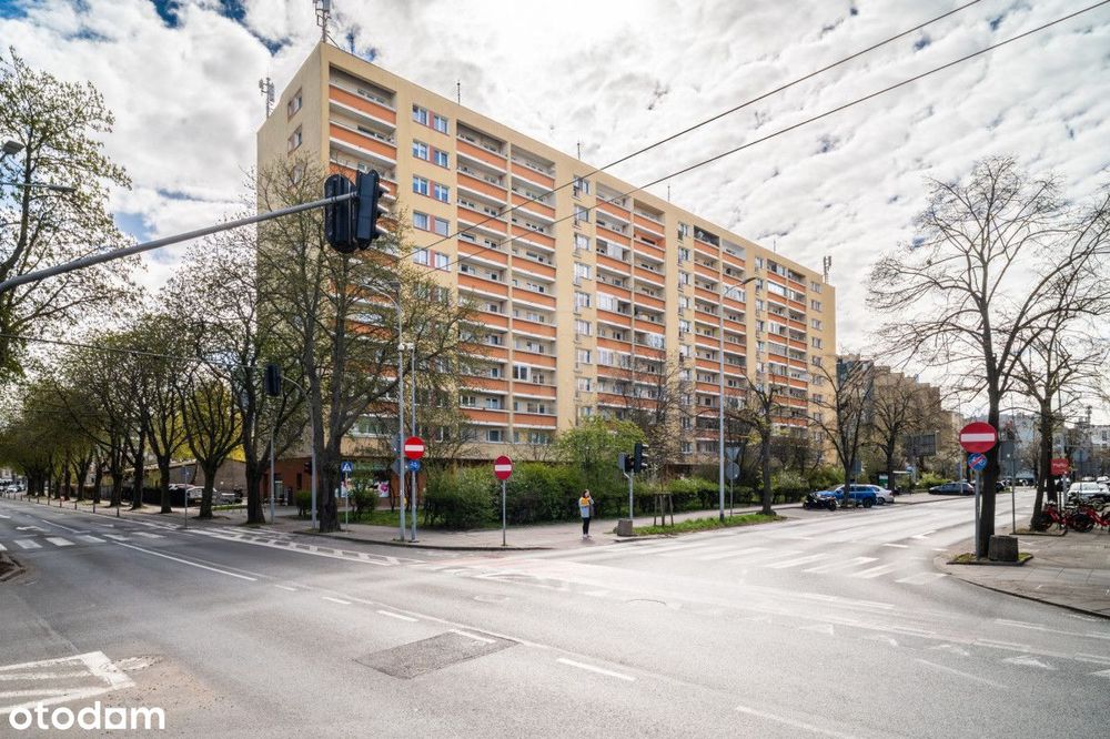 Przestronna kawalerka w samym centrum  Gdyni