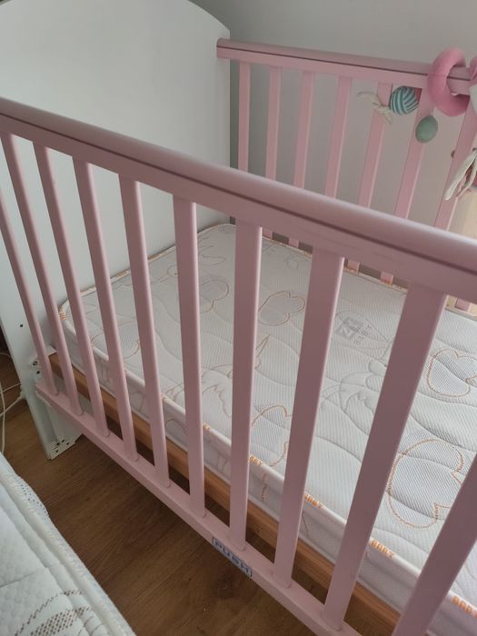 Berço / cama de bebé (sem colchão)